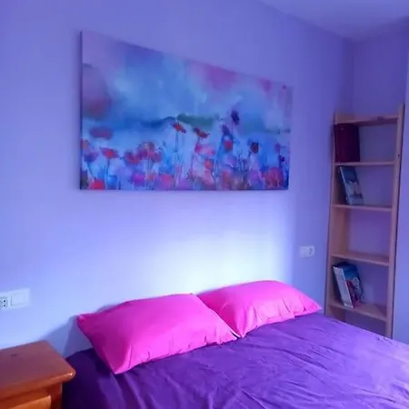 Apartamento En Zona Residencial Con Piscina